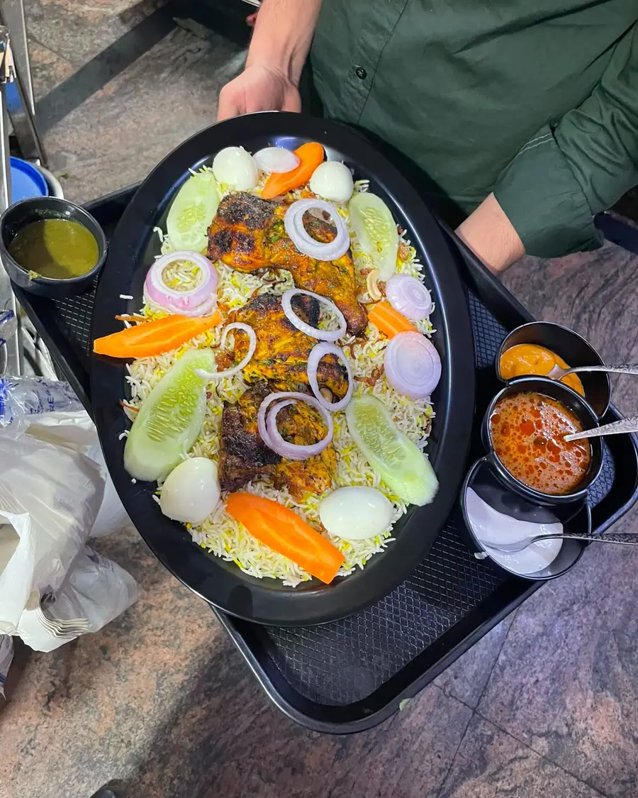Chicken mandi platter